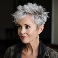 Haircuts for Women over 60 Short Choppy Haircuts, Short White Hair, Choppy Haircuts, Short Silver Hair, Woman Hairstyles, Going Grey, Short Hair Images, Hair Idea, Pixie Hair