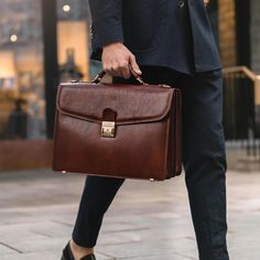 Premium Leather Business Briefcase with Shoulder Strap and Lockable Compartment - Von Baer Work Backpack Women, High-end Brown Leather Briefcase, Garment Duffle Bag, Brown Briefcase With Leather Handles For On-the-go, On-the-go Leather Briefcase With Large Capacity, Luxury Leather-lined Rectangular Briefcase, Rectangular Briefcase With Leather Backing For On-the-go, Crossbody Laptop Bag, Business Travel Backpack