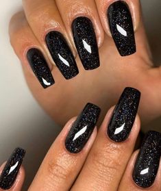 Black Sparkle Nails, Black Nails With Glitter, September Nails, Black Acrylic Nails, Black Nail Designs, Sparkle Nails, Classy Nails, Short Acrylic Nails, Best Acrylic Nails