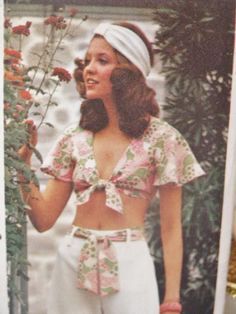 60s Summer Outfits Vintage, Romantic 70s Fashion, Romantic 70s Aesthetic, Iconic 70s Outfits, Pictures From The 70s, 80s Cowgirl, 70s Cowgirl, 70s Fashion Vintage, 70s Fashion Hippie