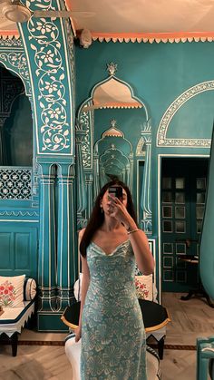 jaipur, blue, outfit, bar palladio, italian, rajasthan, architecture Cafe Look Outfit, Rajasthan Aesthetic Outfits, Jaipur Aesthetic Outfits, Fashionable Travel Outfits, Cute Cafe Outfits, Indian Outfits Aesthetic, Jaipur Outfits Ideas, Jaipur Outfits