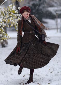 Winter Cottagecore Fashion, Victorian Winter Fashion, Feminine Clothes, Skirt Circle, Below The Knee Skirt, Plaid Wool Skirt, Cozy Outfits, Quirky Style, Cottagecore Fashion