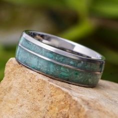 Crushed Chrysocolla Wedding Band Turquoise Wedding Jewelry, Turquoise Wedding Band, Turquoise Ring Engagement, Green Wedding Inspiration, Alternative Wedding Bands, Wedding Band Unique, Green Ring, Green Rings, Titanium Ring