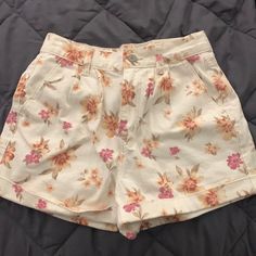 New With Tags Size 2 American Eagle Flower Shorts- 4 Pockets Pink Flower Detailing The Style Is Mom Shorts So They’re A More Relaxed Fit Spring Floral Print Cotton Jean Shorts, Cotton Floral Print Shorts For Spring, Fitted Floral Print Shorts, Summer Cotton Bottoms With Floral Print, Trendy Cotton Jean Shorts With Floral Print, Fitted Cotton Shorts With Floral Print, Trendy Floral Print Cotton Jean Shorts, Trendy Cotton Floral Print Jean Shorts, Trendy Floral Print Shorts For Day Out