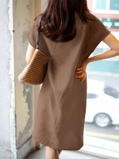 Solid Short Sleeve V-neck Vintage Dress for Women Casual V-neck Dress With Split Neck, Brown V-neck Midi Dress, Casual Solid Color Mini V-neck Dress, V-neck Solid Color Midi Dress For Daywear, Brown V-neck Mini Dress For Spring, Brown Solid Color Mini Dress, Shift V-neck Midi Dress, Shift Midi Dress With V-neck, Brown V-neck Solid Color Dress