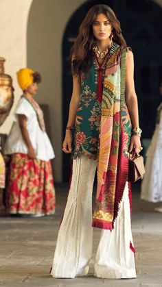 Elan Lawn, Celana Fashion, Gaun Fashion, Pakistan Fashion, Dress Indian Style, Pakistani Dress Design, Indian Designer Outfits