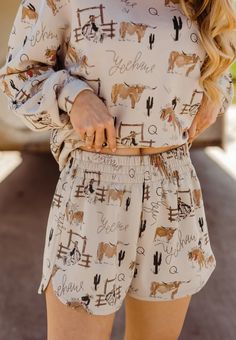 RQ's Western Wildflower Line Has Us Ready For Summer! Country Cute Outfits, Western Pajamas, Western Sneakers, Western Pregnancy Outfits, Cowgirl Summer Outfits, Cute Rodeo Outfits, Outfit Inspo Western, Frog Socks