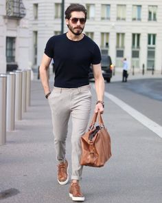 Black Shirt Outfits, Black Pants Outfit, Pants Outfit Men, Formal Men Outfit, Formal Mens Fashion, Mens Fashion Blog, Summer Streetwear, Outfit Jeans