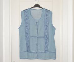 denim and crochet vest,Women's denim vest,Blue denim vest,Recycled denim,Jean vest,women's clothing,women's gift,summer vest,blue vest,blue crochet,blue denim Crochet Sleeveless Vest, Denim And Crochet, Crochet Gilet, Womens Denim Vest, Jeans West, Summer Vest, Blue Vest, Blue Crochet, Vest Women