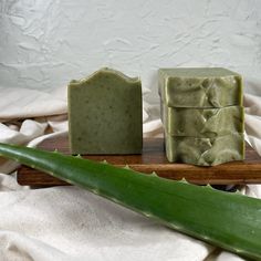 Aloe Vera Artisan Soap Bar *Design May Vary With Each Soap* Cold Processed Soap Essential Oil: Mint & Tea Tree Weight: ~4.8 Oz. Ingredients: Olive Oil, Coconut Oil, Shea Butter, Cocoa Butter, Castor Oil,Tussah Silk, Mint Clay, Aloe Vera Gel, Sodium Hydroxide, Sodium Lactate,Distilled Water, Fragance Oil. Soap Bar Design, Aloe Soap, Mint Soap, Cold Processed Soap, Fancy Soap, Unique Soap, Mint Tea, Oil Coconut, Booth Ideas