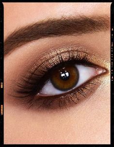 Bronze Eye Makeup Look - Makeup Looks Inspiration - Eye Makeup Bronze Eye Makeup, Eye Makeup Looks, Eye Shadow Brush, Best Eye Makeup, Gold Makeup, Celebrity Couples, Eye Shadow, Eye Makeup, Makeup