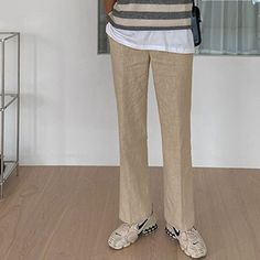 Men's Linen Pants Trousers Summer Pants Beach Pants Pleated Pants Plain Breathable Soft Casual Daily Holiday Linen / Cotton Blend Fashion Streetwear Black Khaki Inelastic Solid Color Linen Ankle-length Pants, Pleated Linen Pants Men, Luxury Men's Linen Pants, Stretch Linen Ankle-length Pants, Ankle-length Linen Chinos With Welt Pockets, Mens Linen Pants, Daily Holidays, Mens Linen, Beach Pants