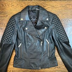 Genuine Leather Zipper Front Snaps Zipper Pockets Quilted Shoulders Great Looking Nwt Olive Green Leather Jacket, Vince Leather Jacket, Red Jacket Leather, Cropped Faux Leather Jacket, Embroidered Leather Jacket, Fake Leather Jacket, Womens Moto Jacket, Tan Leather Jackets, Green Leather Jackets