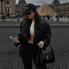 This Jacket Is Sooo Cute! Just Never Wore It! Brand New! Ships Same Day Leather Jacket Poses, Cropped Leather Jacket Outfit, Black Style Aesthetic, Womens Leather Jacket Outfit, Chubby Girl Fashion, Prada Aesthetic, Black Leather Jacket Outfit, Casual Oufits, Jacket Outfit Women