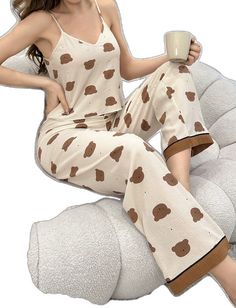 Casual Beige Set For Sleepover, Casual Beige Sleepwear For Pajama Party, Beige Casual Pajama Party Sets, Casual Beige Pajama Party Sets, Casual Beige Sets For Pajama Party, Beige Long Pants Sleepwear For Loungewear, Casual Beige Long Pants Sets, Casual Beige Bottoms For Pajama Party, Pajama Set Women