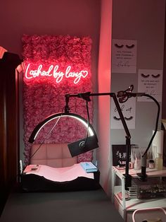 Lash Room Small Spaces, Eyelash Studio Ideas, Lash And Hair Studio Ideas, Lash Decor Interior Design, Lash Table Set Up, Eyelash Room Decor, Lash Extension Room Ideas, Lash Room Aesthetic Black, Lash Suite