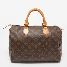 LOUIS VUITTON Monogram Canvas Speedy 30 BagA classic handbag comes with the promise of enduring appeal boosting your style time and again. This Speedy 30 bag is one such creation. It's a fine purchase. Size: Height: 22 cm Width: 18 cm Length: 30 cmMaterial: LeatherDelivery 5-8 or 10-15 working days Please note that during high season and Sale period, delivery times may be affected We accept payment with a Credit card, Debit card, or PayPal.Note: Our Items are totally New High quality Brand Inspi Louis Vuitton Red, Louis Vuitton Purse, Classic Handbags, Speedy 30, Black Leather Wallet, Lv Handbags, The Promise, Timeless Handbag, Vuitton Bag