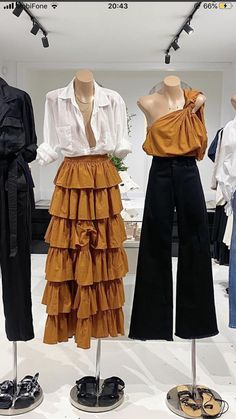 What To Wear To Church, Casual Weekend Style, Colour Combinations Fashion, Casual Party Outfit, Fabric Purse, Office Wear Women, Western Wear For Women, Maxi Skirt Dress, Dressed To Kill