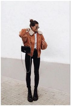 comfy wass Brunch Outfit Winter, Dr Martens Outfit, Doc Martens Outfit, Rock Outfit, Chic Fall Outfits, Clothing Outfits, Looks Street Style, Brunch Outfit, Casual Winter Outfits