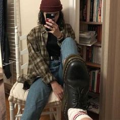 Hipster Costume, Vintage Outfits 90s Retro, Grunge Outfits 90s, Vintage Outfits 90s, Look Grunge, Outfits 90s, Skater Girl Outfits, Fashion 90s, Outfit 90s