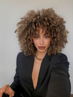 Died Afro, Afro Cuts For Women, Curly Hair Cuts Black Women, Curly Afro Black Women, Short Curly Afro Hairstyles, Curly Afro With Bangs, Curly Cuts Black Women, 3c Curly Haircut, 3c Afro