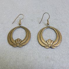 Fabulous Brass Egyptian Design Pierced Earrings Adjustable Vintage Round Hoop Earrings, Antique Finish Brass Round Earrings, Bronze Circular Brass Earrings, Bronze Circle Brass Earrings, Antique Bronze Round Earrings, Retro Brass Earrings, Vintage Copper Earrings With Patina, Handmade Vintage Metal Hoop Earrings, Retro Round Metal Earrings