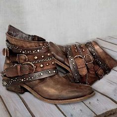 Girls Winter Boots, Yoga Iyengar, Buckle Ankle Boots, Vintage Heels, Slip On Boots