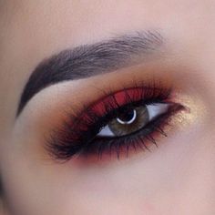 Burgundy Eye Makeup, Drag Make-up, Gold Eye Makeup, Red Eyeshadow, Gold Makeup, Nails Red, Mac Eyeshadow, Ideas Nails