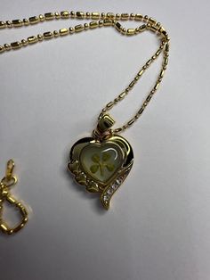 Real four-leaf clover, gold plated charm. The diameter of the charm is approximately 3cm (about 1.18 in). The necklace is an 18 in gold plated beaded rope.   This jewelry is perfect for yourself and or as a gift! Whether it's for a birthday, wedding, St. Partrick's day, or just to have; it will always bring you luck. Dope Jewelry Accessories, Fantasy Earrings, Heart Charm Necklace, Engagement Earrings, Vintage Jewelry Necklace, Snake Jewelry, Jewelry Accessories Ideas, Silver Jewelry Necklace, Dope Jewelry