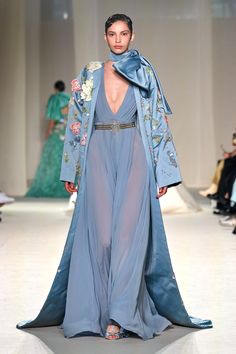 Elie Saab Spring 2023 Couture Fashion Show | Vogue Boutique Couture, Traditional Fashion