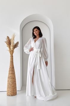 White bridal robe for wedding day! Wedding robes!  Long bridal robe with train ! Bridal robe ! Bridal Lace Wedding Robe with Train for the Perfect Wedding Morning!Luxury robe for women for wedding moning! Get ready for your big day in this exquisite bridal lace wedding robe with train. Made from delicate lace and featuring a stunning train, this robe is the perfect choice for any bride's wedding morning. Luxurious Stunning White Wedding Robe with Train and Delicate Bridal Lace Details! White Lac Morning Luxury, Robe For Bride, Wedding Day Robes, White Bridal Robe, Long Bridal Robe, Bridal Dressing Gown, Satin Bridal Robe, Robe For Women, Wedding Robes