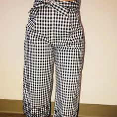 Reposhing This Item I Purchased New With Tags. I Took The Tags Off Before Trying It On. No Flaws Casual Gingham Ankle-length Pants, Gingham Cotton Pants, Plaid Ankle-length Pants For Spring, Spring Plaid Ankle-length Pants, Plaid Trousers For Spring, Trendy Wide Leg Gingham Pants, Chic Gingham Wide Leg Pants, Casual Wide Leg Gingham Bottoms, Casual Gingham Wide Leg Bottoms