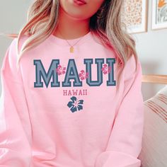 Hawaii Crewneck, Hawaii Sweatshirt, Preppy Sweatshirts, Canvas Bag Design, Hawaii Surf, Summer Goals, Vsco Girl, Coconut Girl, Dec 1