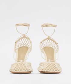 Women's Stretch in Toile | Bottega Veneta® US How To Stretch Shoes, Lace Up Sandals, Lace Up Flat, Stretch Lace, Small Leather Goods, Accessories Necklace, Nice Shoes, Cowhide Leather, Bottega Veneta