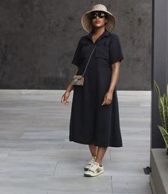 Black Shirt Dress Outfit Casual, Oversized Shirt Dress Outfit, Oversized Dress Shirt Outfit, Summer Dresses 2024, Oversized Dress Outfit, Oversize Dress Outfit, Black Shirt Dress Outfit, Modest Dress Outfits, Dress And Sneakers Outfit