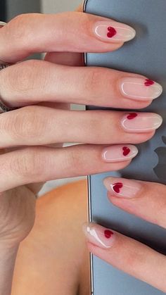 As the leaves turn and the air becomes crisp, it’s time to refresh your nail colors. This article explores the best fall transition nail shades that will seamlessly take you from the warmth of summer to the cozy vibes of autumn. From muted tones to vibrant hues, these colors will keep your nails looking chic all season long. Embracing seasonal change through your nails not only enhances your style but also reflects the beauty of nature. Nails 2024 Valentines, Nail Ideas Valentines Day Simple, That Girl Nails Aesthetic, Short Red Heart Nails, Chic Valentines Nails, Valentines Day Nails Minimalist, Cute Valentines Nail Ideas, Dainty Valentines Nails, Cute Valentines Day Outfits Aesthetic