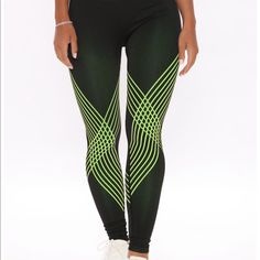 Brand New! Xl Fit More Like A L Trendy Black Compression Leggings, Trendy Black Workout Pants, Trendy Black Sports Leggings, Trendy Black Stretch Activewear, Trendy High Waist Black Activewear, Trendy Black High-waisted Activewear, Trendy Black Stretch Leggings, Trendy Compression Black Bottoms, Green Stretch Leggings For Night Out