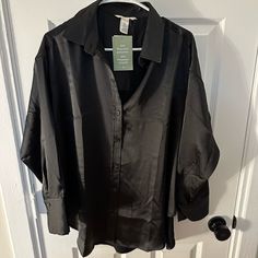 Never Worn, Tags Attached Tops Black, Button Down Shirts, Button Down Shirt, H&m, Button Up, Womens Tops, Tags, Women Shopping, Black