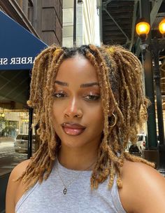 Short Brown Locs Black Women, West Indie Ray Locs, Loc On Black Women, Dreadlocks Hairstyles Black Women, Locs Women Hairstyles, Short Natural Locs Black Women, Natural Dreadlocks Black Women, 4c Loc Styles, Locs Ideas Black Women