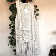 Painted Threads Ivory Knit Sweater | Fringed Vest New From Nordstrom Prefect For A Bohemian Look No Snags Or Flaws Size Small Pct7163 Bohemian Cream Knitted Outerwear, Bohemian Long Sleeve Cardigan With Fringe, Bohemian V-neck Top With Tassels, Bohemian White V-neck Outerwear, Bohemian Cream V-neck Cardigan, Fringe Vest, Bohemian Look, Gorgeous Clothes, Woman Painting