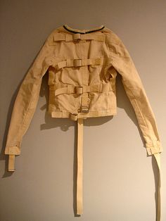 I really want to turn a straight jacket into functioning, non-restrictive clothing piece. Straight Jacket Costume, Dracula Costume, Denim Projects, Straight Jacket, Girls Tie, Fright Night, Cool Jackets, Dance Costume, Halloween Ideas