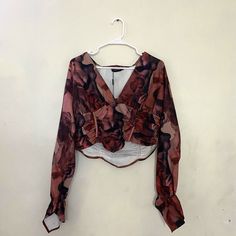 Brown Renaissance Printed Woven Ruched Structured Waist Blouse Never Worn (Tags Still Attached)- Great Quality! Size 8 Runs Slightly Big Material: 95% Polyester 5% Elastane Ruched Party Blouse For Fall, Party V-neck Ruched Tops, Floral Print Cropped Top For Night Out, Cropped Floral Print Top For Night Out, Cropped Top With Floral Print For Night Out, Floral Print Crop Top For Fall, Red Floral Print Top For Night Out, Long Sleeve Ruched Blouse For Date Night, Trendy Ruched Blouse For Party