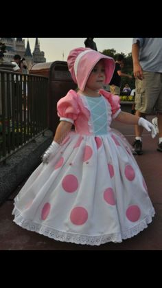 Toy Story Cosplay, Disney Characters Costumes, Toy Story Costumes, Rock Dresses, Disney Nerd, Disney Side, Disney Cosplay