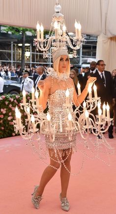 Met Gala Outrageous, Katy Perry Met Gala, Katy Perry Outfits, Gala Looks, Outrageous Fashion, Gala Ideas, Hollywood Red Carpet