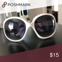 Fun sunglasses Big fun sunglasses always in style.  Great eye coverage from the sunlight😎👏🏻☀️🌤⛅️ Accessories Glasses White Sunglasses For Summer Outdoor, White Anti-reflective Sunglasses For Spring, Anti-reflective White Sunglasses For Spring, Sunglasses Big, Fun Sunglasses, Big Sunglasses, Accessories Glasses, Cool Sunglasses, Glasses Accessories