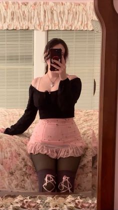 Yanderecore Outfit, Pink Harness Outfit, Pink Gothic Outfits, Dress With Thigh High Socks, Black And Pink Outfit Aesthetic, Goth Valentines Day Outfit, Animecore Outfit, Pink And Black Couple, Pink Emo Outfits