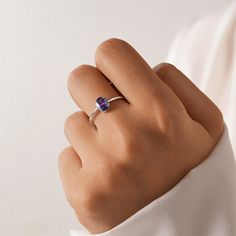 Type: Engagement Ring Material: 925 Sterling Silver Weight: 1.80g Inner Diameter:1.81cm Color: Silver Item: Sold As 1 Piece