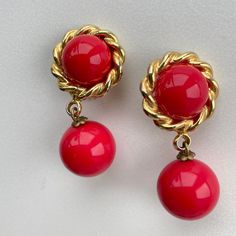 Red designer clip on earrings  Signed Gold tone metal  Please See Pictures for size and details  Free Gift wrapping upon request Free Shipping on orders over $35 (Domestic) For more treasures please visit: https://www.GlowingEmpire.com Affordable Red Clip-on Earrings, Cheap Red Clip-on Earrings, Free Gift Wrapping, Gold Tone Metal, Free Gift, Clip On, Clip On Earrings, Etsy Earrings, Gold Tones