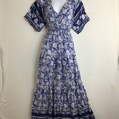 Vrkufie Women's Blue White Floral Short Sleeve V Neck Maxi Dress Size 2xl Brand: Vrkufie Department: Women Type: Dress Style:Maxi Size: 2xl Color: Blue White Neckline: V-Neck Pattern: Solid Sleeve Type: Short Sleeve Features: Breathable Comfort Season: Fall, Spring, Summer Measurements: Bust: 18 In Shirt Length: 55 In Sold As Pictured. Thanks For Looking! Non-stretch Blue Floral Print Dress, Bohemian Non-stretch Short Sleeve Maxi Dress, Blue Non-stretch Bohemian Midi Dress, Blue Non-stretch Maxi Dress, Non-stretch Bohemian Blue Dresses, Blue Bohemian Non-stretch Midi Dress, Bohemian Blue Non-stretch Midi Dress, Bohemian Blue Midi Dress, Blue Maxi Dress With Short Sleeves