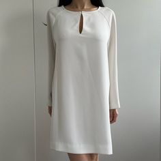 Zara White Sheath Keyhole Detail Mini Dress S. Long Sleeves But Are On The Shorter Side. New Without Tags Minimalist Business Casual, Corset Top Dress, Zara White Dress, Zara Mini Dress, Floral Bodycon, Tulip Dress, Spaghetti Strap Mini Dress, Playsuit Dress, Silky Dress